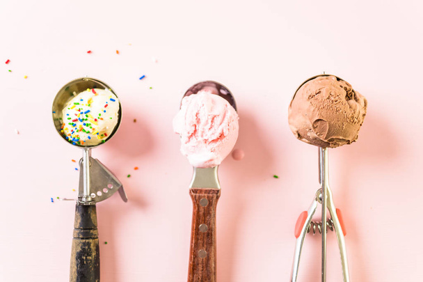 Ice cream scoops - Photo, Image