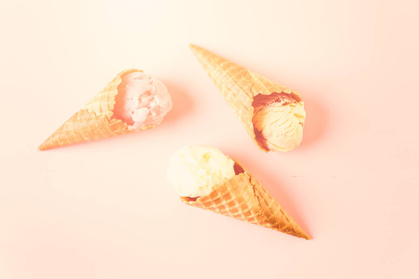 Waffle dondurma koniler - Fotoğraf, Görsel