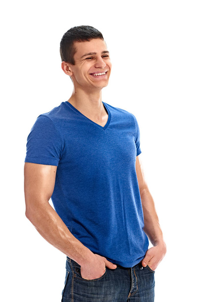 Смеющийся мужчина чистая голубая футболка
 - Фото, изображение
