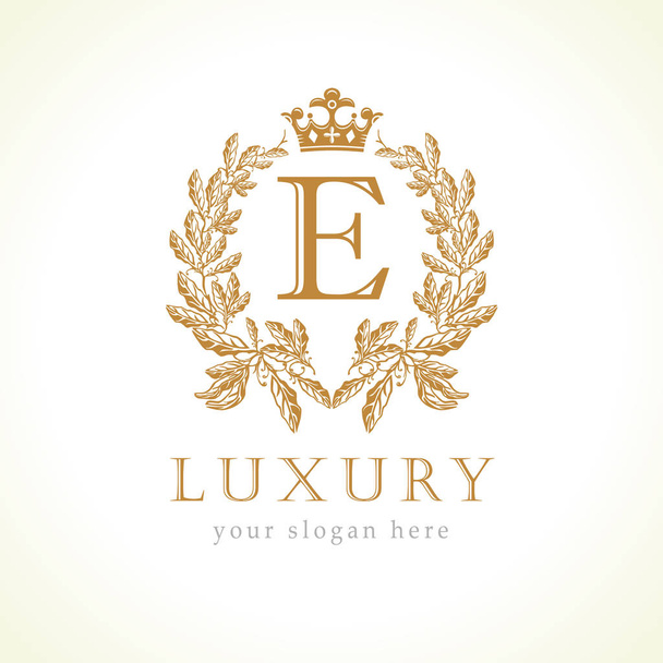 Luxury E kirjain ja kruunu monogrammi logo. Laurel tyylikäs kaunis pyöreä identiteetti kruunu ja seppele. Vektori kirjain tunnus E Antiikki, Ravintola, Kahvila, Boutique, Hotelli, Heraldic, Korut
 - Vektori, kuva