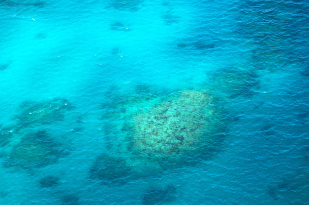 O grande recife do alto no parque natural da Austrália, conceito de paraíso
 - Foto, Imagem