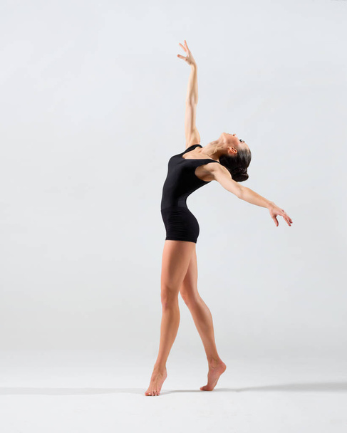 Ballerina (on grey version) - Fotó, kép