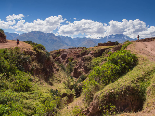 Montagnes des Andes près de Moray
 - Photo, image