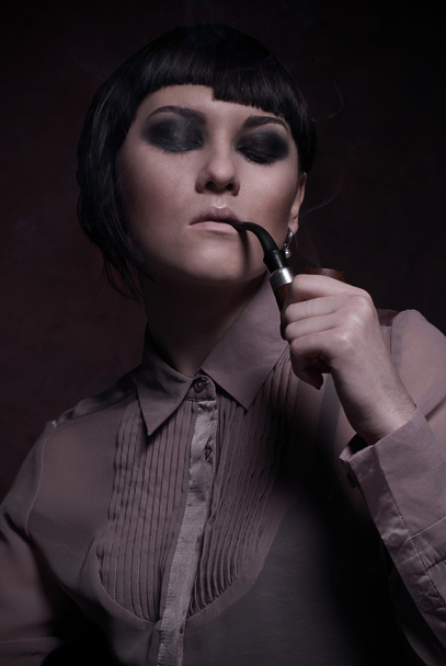 beautiful girl smoking pipe - Φωτογραφία, εικόνα
