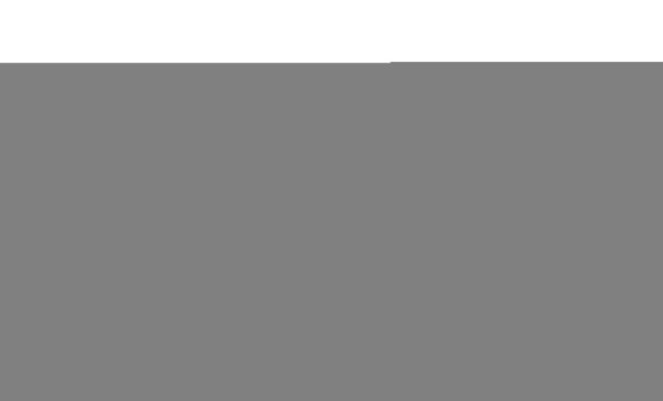 赤唐辛子と白背景に分離された新鮮なブロッコリー - 写真・画像