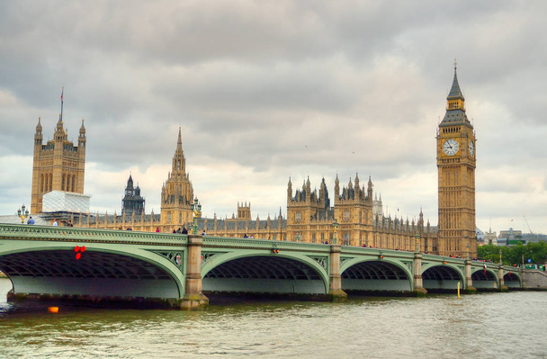 Большой Бен и палаты парламента, Лондон, Ук - Фото, изображение