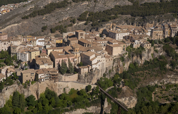 Villes médiévales d'Espagne, cuenca dans la communauté autonome de Castilla la Mancha
 - Photo, image