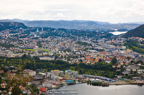 Bergen stad - Foto, afbeelding