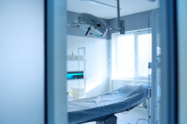 operating room and surgical lamp in a modern clinic - Photo, Image