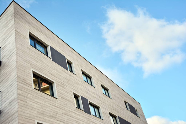 Facade of a modern apartment building - Foto, imagen