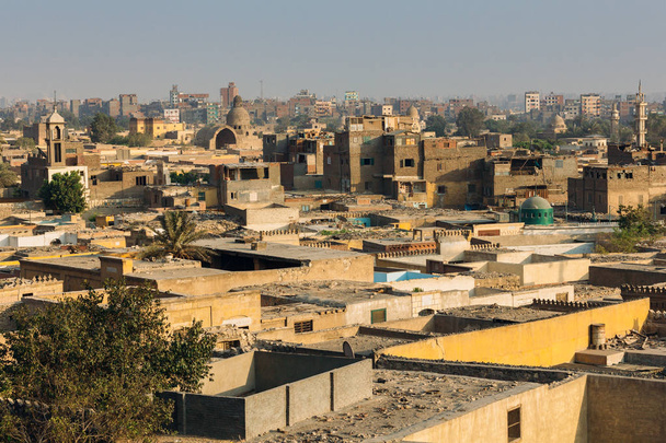 Vista sobre a necrópole no Cairo
 - Foto, Imagem