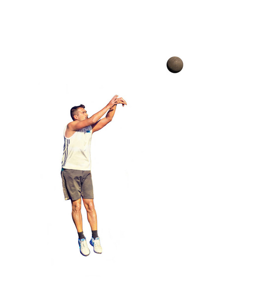 Lefty jugador de baloncesto saltar tiro sobre blanco
 - Foto, imagen