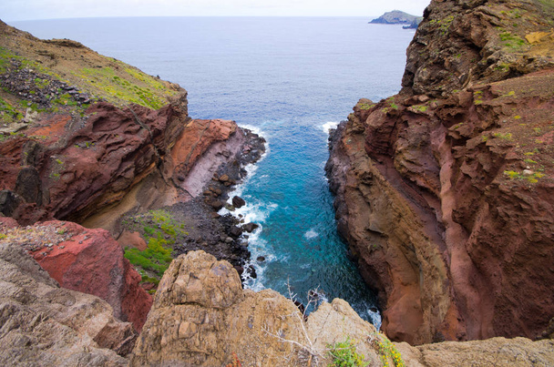 Cliffs of Ponta de Sao Lourenco peninsula - Madeira island - Fotoğraf, Görsel