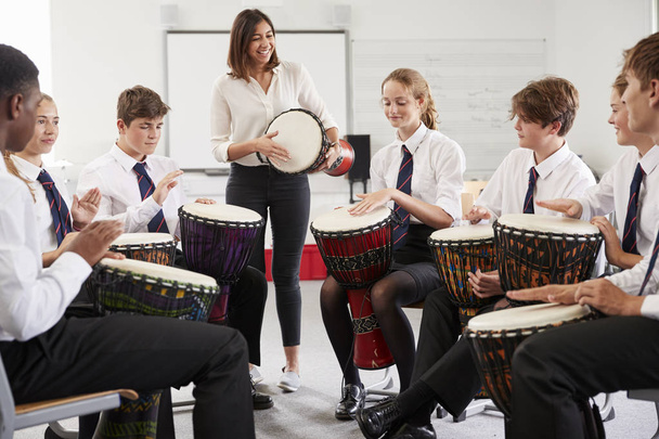 Teenage Students Studying Percussion In Music Class - Foto, Bild
