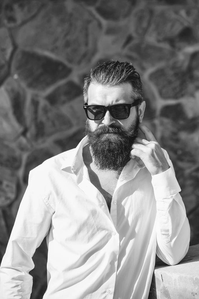 Bearded man in glasses - Fotoğraf, Görsel
