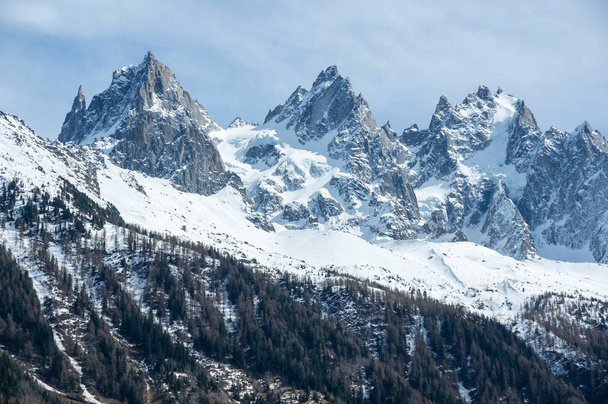 Panoraamanäkymä Ranskan Alpeille
 - Valokuva, kuva