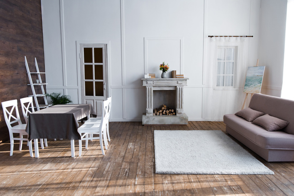 salon confortable intérieur avec des meubles élégants
 - Photo, image