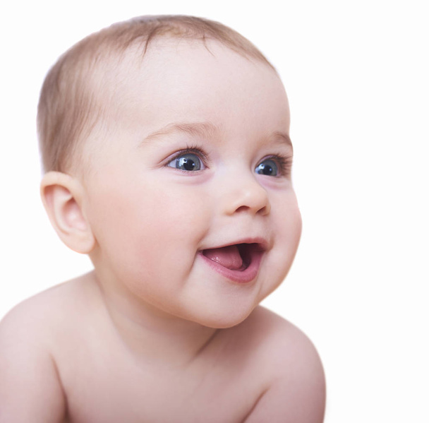 Retrato de un bebé sonriente
  - Foto, Imagen