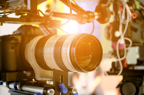 Detail der professionellen Kameraausrüstung, Filmproduktionsstudio - Foto, Bild