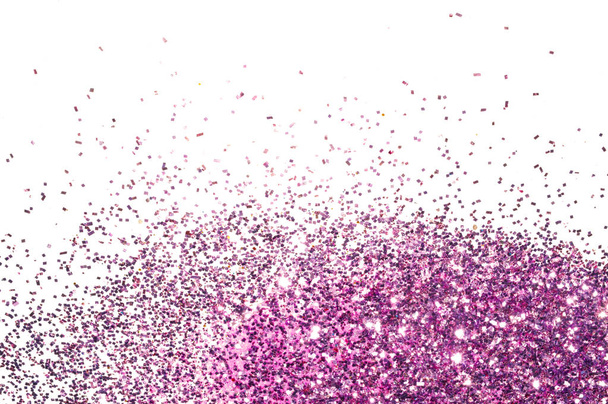 Gestructureerde achtergrond met paarse glitter fonkeling op wit - Foto, afbeelding
