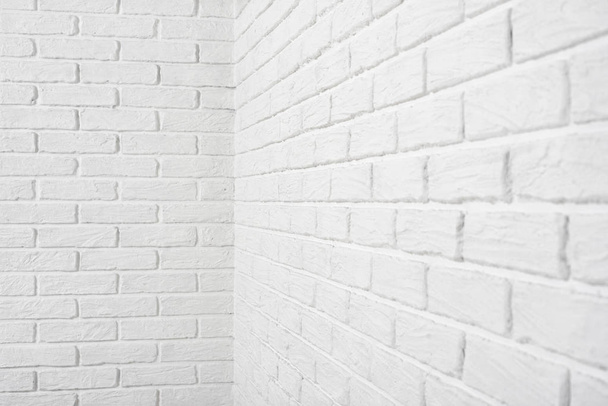біла цегляна стіна кут, абстрактний фон фото
 - Фото, зображення