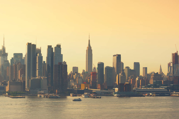 Skyline van New York City, wolkenkrabbers, centrum, Verenigde Staten - Foto, afbeelding