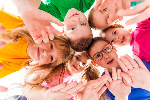 Kids faces in a round - Fotografie, Obrázek