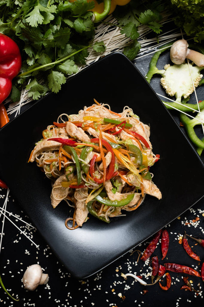 Salade recept voedselingrediënten Aziatische maaltijd koken - Foto, afbeelding
