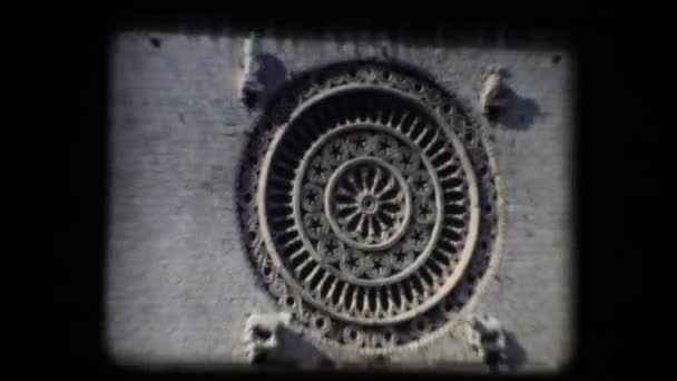 Vintage 8mm. Basilique San Francesco (Saint François) à Assise
 - Séquence, vidéo