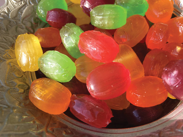 цукерки свято ізолювати
 - Фото, зображення