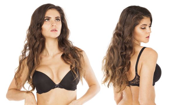 Young sexy brunette woman in black bra - Foto, immagini
