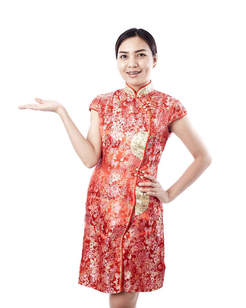 Asian girl greeting in traditional Chinese new year - Φωτογραφία, εικόνα