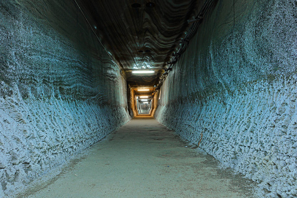 Tunnel im Salzbergwerk - Foto, Bild