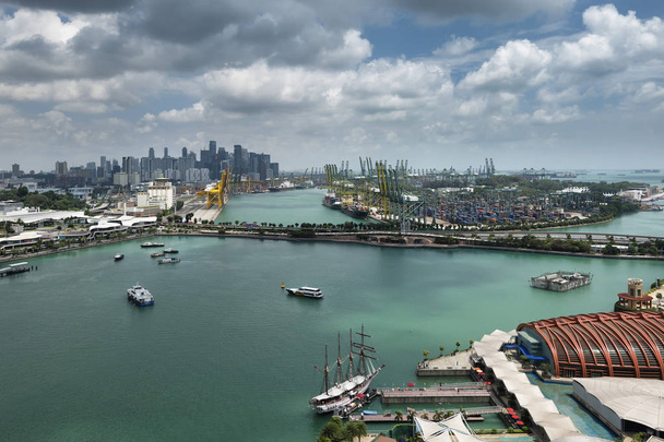 Keppel port i panoramę Singapuru - Zdjęcie, obraz