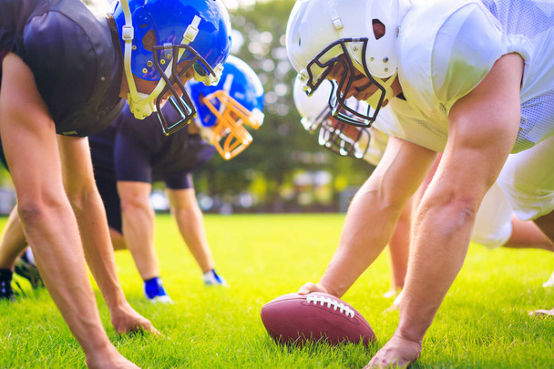 American Football Players Facing Each Other - Foto, Imagen