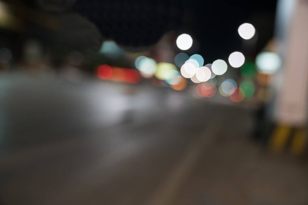 Bokeh street en voertuig verlichting abstract - Foto, afbeelding
