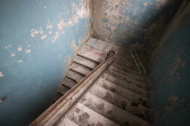 opuszczony budynek w Prypeci, Ukraina - Zdjęcie, obraz