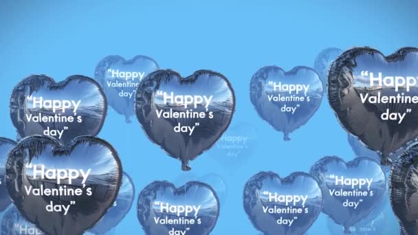 Herzballons aus Folie schwebten auf blauem Hintergrund. 3D-Darstellung. - Filmmaterial, Video