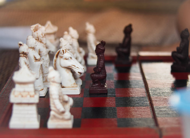 Chinesisches Schachbrett. selektive Fokussierung und Nahaufnahme mit Platz für Text.  - Foto, Bild