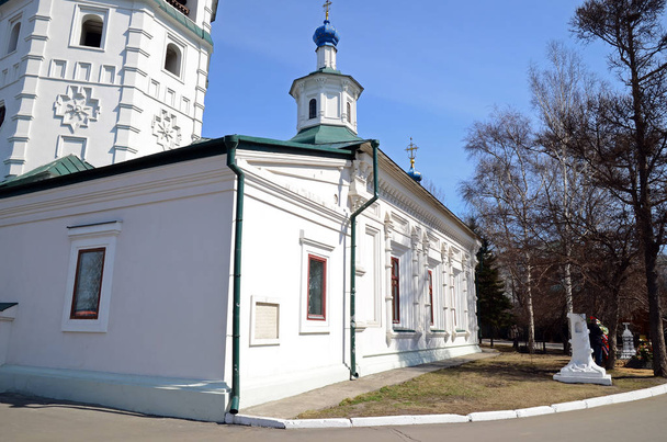 Kościół w znamieński klasztorze. Irkuck - Zdjęcie, obraz