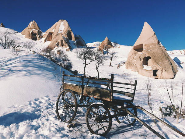 Breathtaking view of Valley in winter season, Cappadocia nationa - Fotoğraf, Görsel