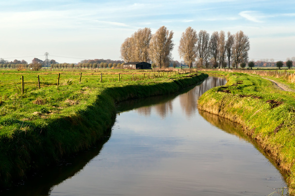 Holland parasztház-csatorna - Fotó, kép