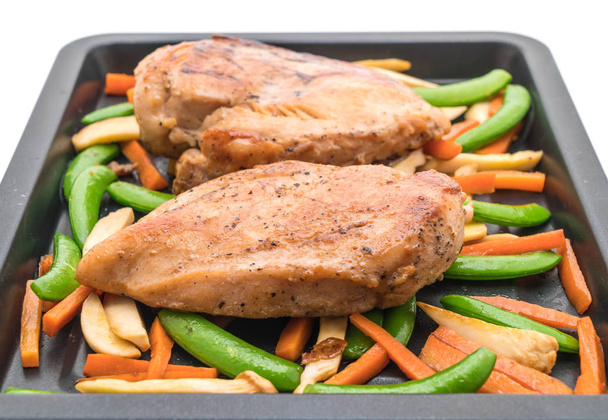 grilled chicken breast with vegetable - Foto, imagen