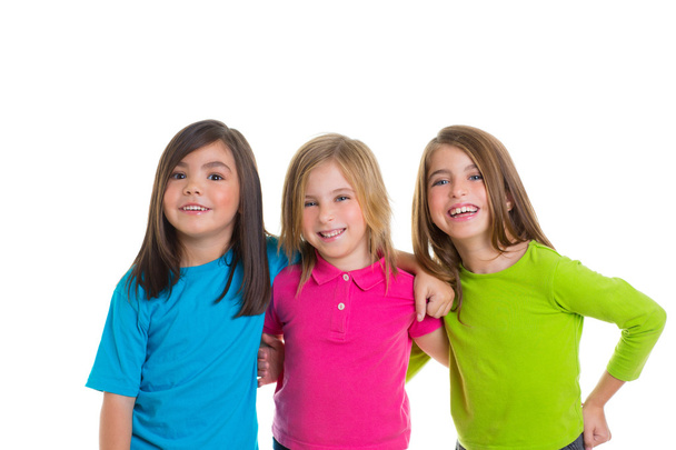 děti šťastné holky skupina společně s úsměvem - Fotografie, Obrázek