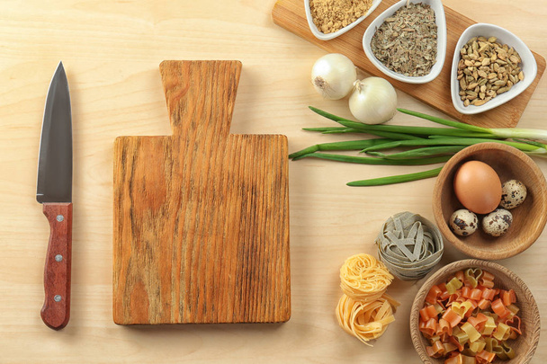 Wooden board and products  - Foto, immagini