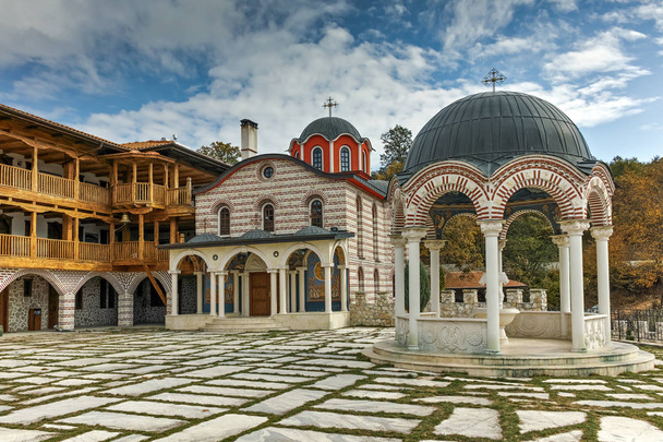 Tsarnogorski (Gigintsy) Manastırı St Kozma ve Damyan, Pernik bölge, Bulgaristan - Fotoğraf, Görsel