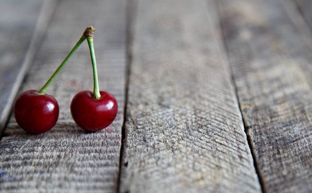 beautiful and tasty cherry - Φωτογραφία, εικόνα