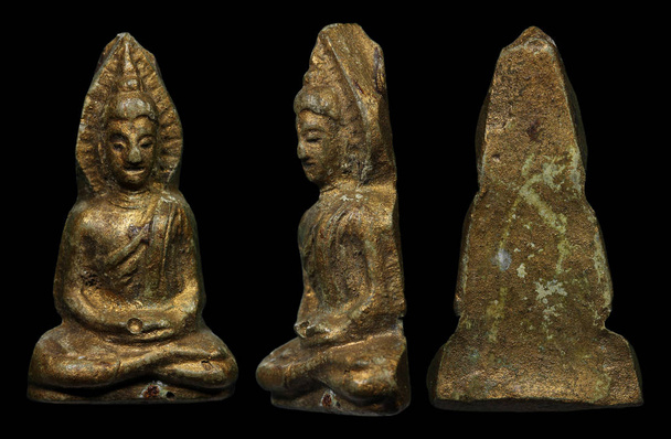 Amulet tajski Buddyjski wykonane z ziół w proszku w mieszaninie. - Zdjęcie, obraz