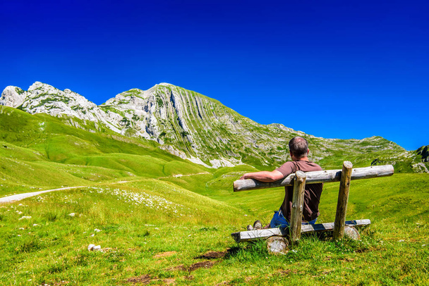 Красивый пейзаж Черногории, черногорских гор, моря и гор. Панорама
 - Фото, изображение