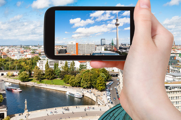 tourist photographs Berlin with TV Tower and Spree - Φωτογραφία, εικόνα